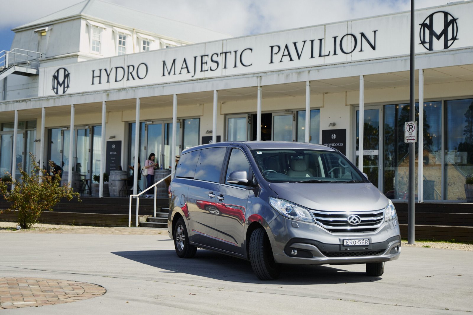 Luxury tour stop at Hydro Majestic Pavilion Blue Mountains